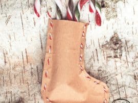 How To Make Brown Paper Christmas Stockings! How To Make Brown Paper Christmas Stockings!