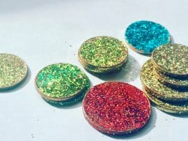 Magical Glittery DIY North Pole or Tooth Fairy Coins Magical Glittery DIY North Pole or Tooth Fairy Coins