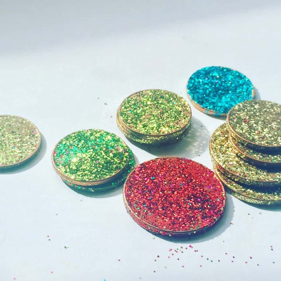 Magical Glitter DIY Tooth Fairy Coins. Perfect for magical play and for gifts from the On-Duty Tooth Fairy from the International Fairy Service!