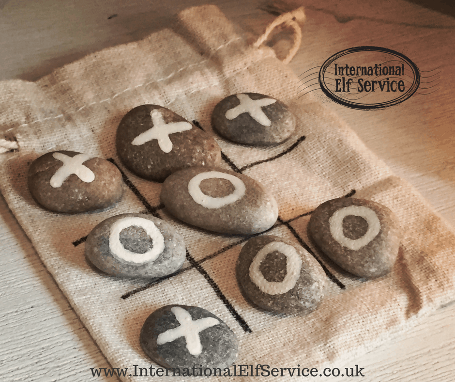 Homemade Christmas Gift or Stocking Filler: Noughts & Crosses!