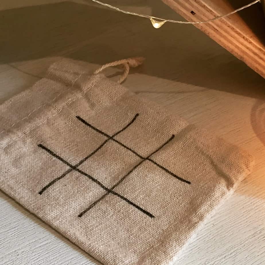 Homemade Christmas Gift or Stocking Filler: Noughts & Crosses