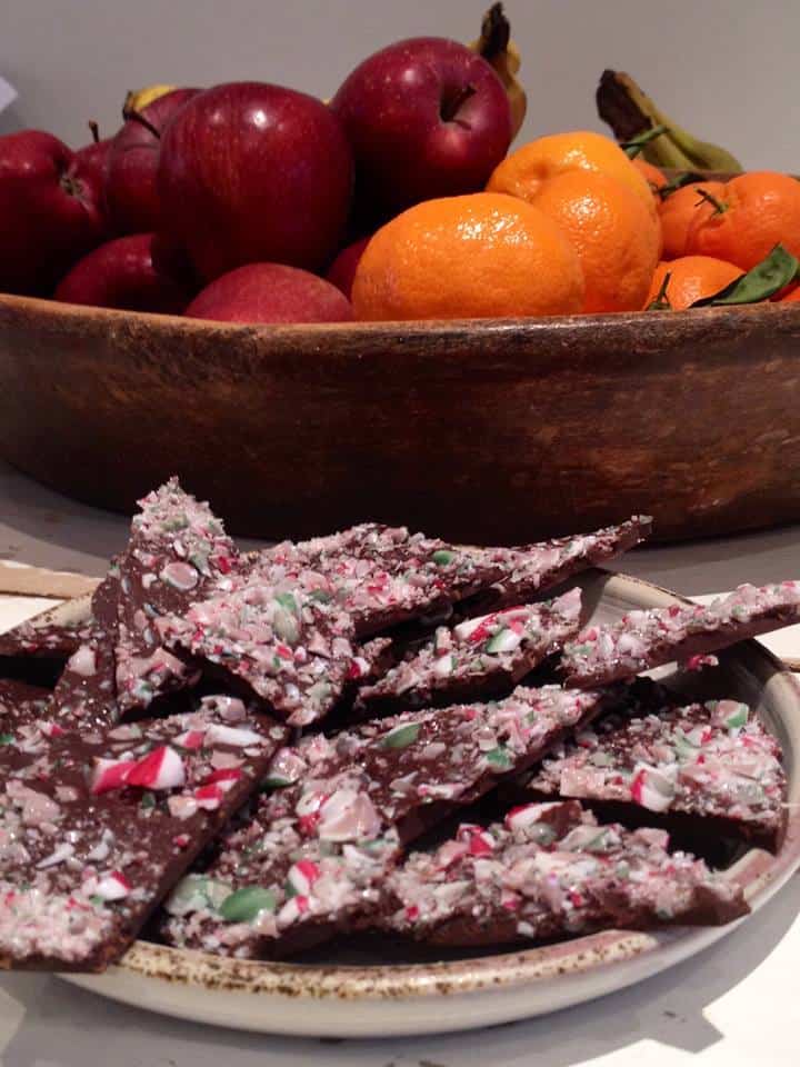 Peppermint Bark Is An Easy & Delicious Treat For Christmas!