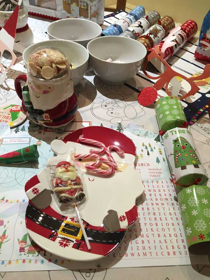 North Pole Breakfast Ideas for a magical family Christmas tradition. International Elf Service