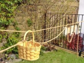 Fun Indoor or Outdoor Activity – Playing Pulleys! Fun Indoor or Outdoor Activity – Playing Pulleys!
