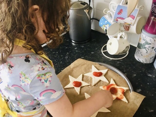 Making Christmas Tree Pizza & Christmas Star Pizzas with the International Elf Service Blog