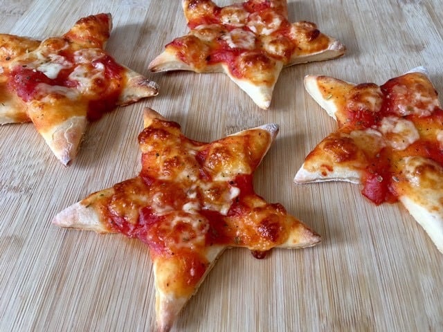 Making Christmas Tree Pizza & Christmas Star Pizzas with the International Elf Service Blog